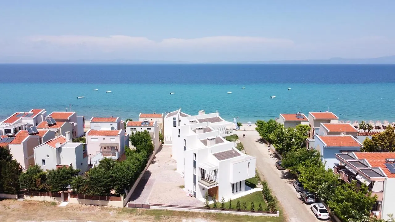 Villa Camelia By The Sea Polychrono