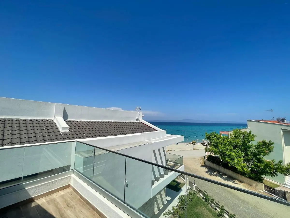 Villa Camelia By The Sea Polychrono